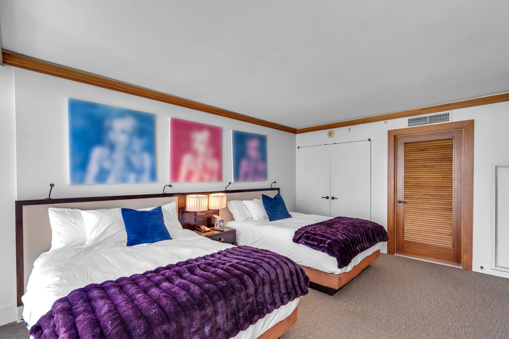 1 Bedroom/ 2 Queens City View